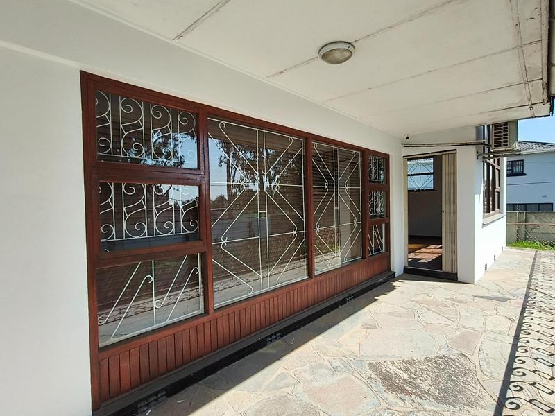 To Let Commercial Property for Rent in Mthata Eastern Cape